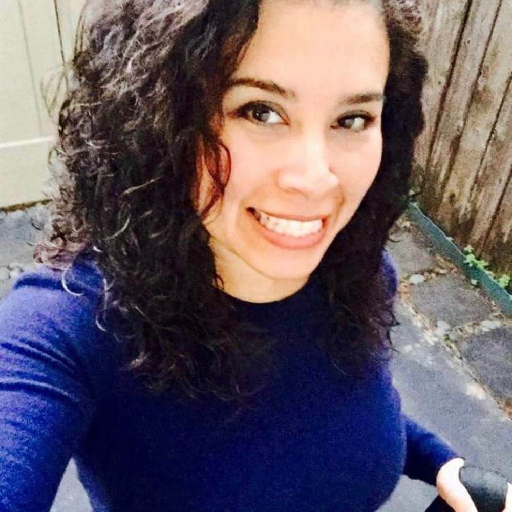 Meet your Posher, Leticia